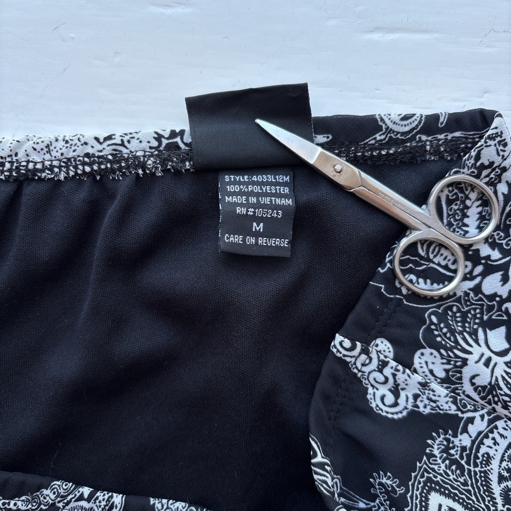 Women XL Midi Skirt Black White Paisley Boho Y2K Pleat Floral Chiffon Whimsygoth - Picture 5 of 7